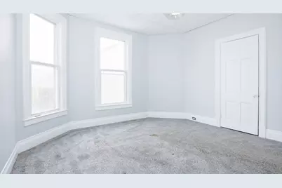 610 E Mulberry Street, Bloomington, IL 61701 - Photo 29