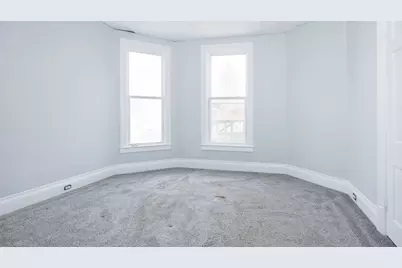 610 E Mulberry Street, Bloomington, IL 61701 - Photo 25