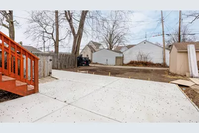 610 E Mulberry Street, Bloomington, IL 61701 - Photo 49