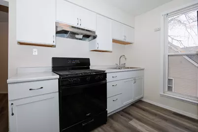 610 E Mulberry Street, Bloomington, IL 61701 - Photo 5