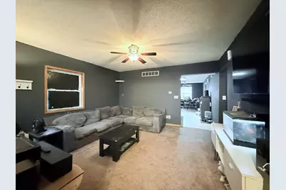 406 S Church Street, Gibson City, IL 60936 - Photo 3