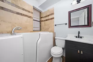 1363 E 64th St, Chicago, IL 60637 - Photo 13