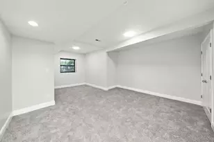 1363 E 64th St, Chicago, IL 60637 - Photo 29