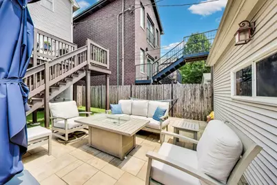 1919 W Fletcher Street, Chicago, IL 60657 - Photo 45