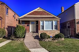 8943 S Ridgeland Ave, Chicago, IL 60617 - Photo 1