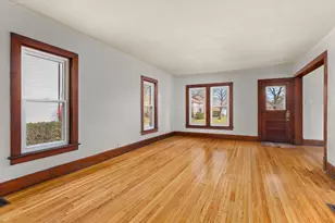 314 S Vermillion St, Streator, IL 61364 - Photo 9