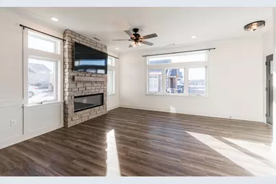 561 Stearn Drive #561, Genoa, IL 60135 - Photo 5