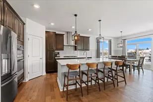 1069 Ardmoor Dr, Crystal Lake, IL 60012 - Photo 9