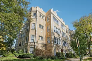 822 Washington Blvd, Oak Park, IL 60302 - Photo 1