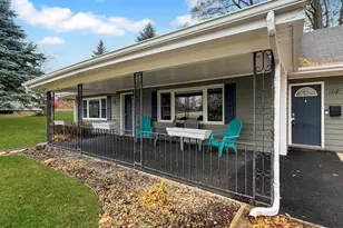 108 E South St, Freeport, IL 61032 - Photo 29