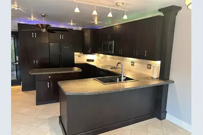 288 Lorraine Circle, Bloomingdale, IL 60108 - Photo 3