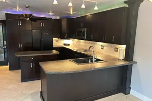 288 Lorraine Cir, Bloomingdale, IL 60108 - Photo 3