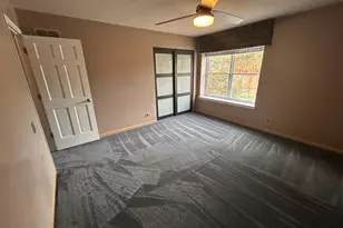 288 Lorraine Cir, Bloomingdale, IL 60108 - Photo 21