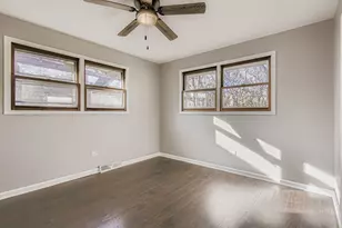 16042 Forest Ave, Oak Forest, IL 60452 - Photo 7
