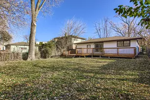 16042 Forest Ave, Oak Forest, IL 60452 - Photo 17