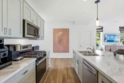 2023 Kensington Lane #03003, Hoffman Estates, IL 60169 - Photo 5