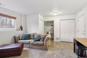 3 W Big Horn Dr, Hainesville, IL 60073 - Photo 25