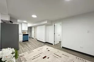 1634 N Whipple St, Chicago, IL 60647 - Photo 9