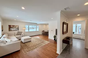 1320 Pinehurst Dr, Glenview, IL 60025 - Photo 3