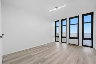 6700 S South Shore Dr, Chicago, IL 60649 - Photo 3