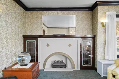 7914 S Oglesby Avenue, Chicago, IL 60617 - Photo 9