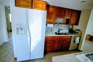 1367 S Elizabeth St, Lombard, IL 60148 - Photo 9