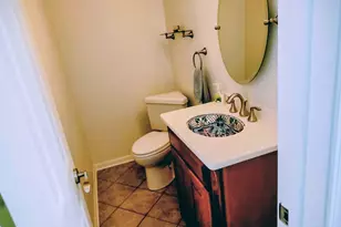 1367 S Elizabeth St, Lombard, IL 60148 - Photo 5