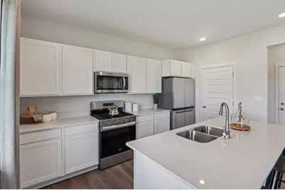 959 Sapphire Lane, Montgomery, IL 60538 - Photo 5