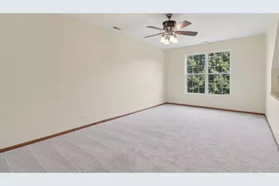 1475 W Sedgewood Court, Round Lake, IL 60073 - Photo 9