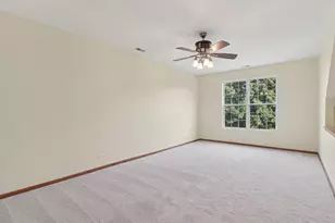 1475 W Sedgewood Ct, Round Lake, IL 60073 - Photo 9