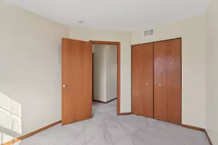 1475 W Sedgewood Ct, Round Lake, IL 60073 - Photo 27