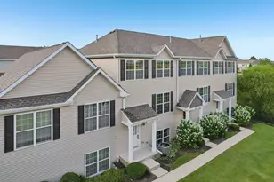 1475 W Sedgewood Ct, Round Lake, IL 60073 - Photo 1