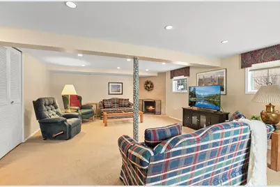 9 Merry Court, Countryside, IL 60525 - Photo 13