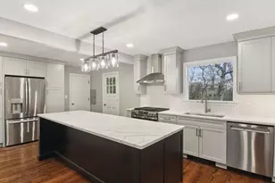 15105 W Rockland Rd, Libertyville, IL 60048 - Photo 21