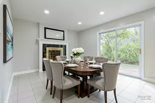 533 Cherry Ln, Glenview, IL 60025 - Photo 5