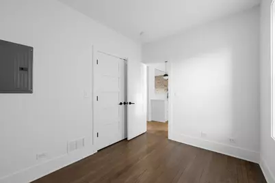 3752 W Roscoe Street #2E, Chicago, IL 60618 - Photo 7