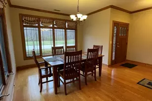 104 River Run Dr, Saint Anne, IL 60964 - Photo 7