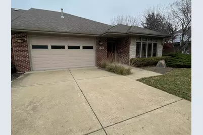 104 River Run Drive, Saint Anne, IL 60964 - Photo 3