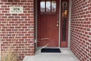 104 River Run Dr, Saint Anne, IL 60964 - Photo 5