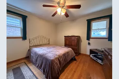 2146 N McVicker Avenue, Chicago, IL 60639 - Photo 5