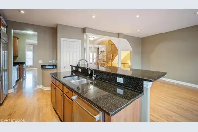 [Address not provided], Glenview, IL 60026 - Photo 7