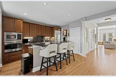 [Address not provided], Glenview, IL 60026 - Photo 19