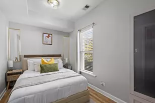 4249 N Central Park Ave, Chicago, IL 60618 - Photo 11