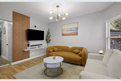 4249 N Central Park Avenue, Chicago, IL 60618 - Photo 3