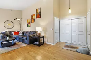 6970 Heritage Cir, Orland Park, IL 60462 - Photo 3