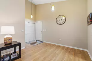 6970 Heritage Cir, Orland Park, IL 60462 - Photo 7