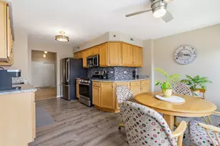 6970 Heritage Cir, Orland Park, IL 60462 - Photo 9