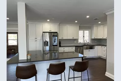 [Address not provided], Willowbrook, IL 60527 - Photo 5