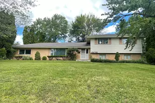 [Address not provided], Willowbrook, IL 60527 - Photo 1