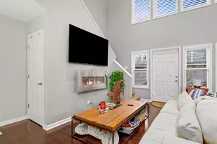 352 E 77th St, Chicago, IL 60619 - Photo 15